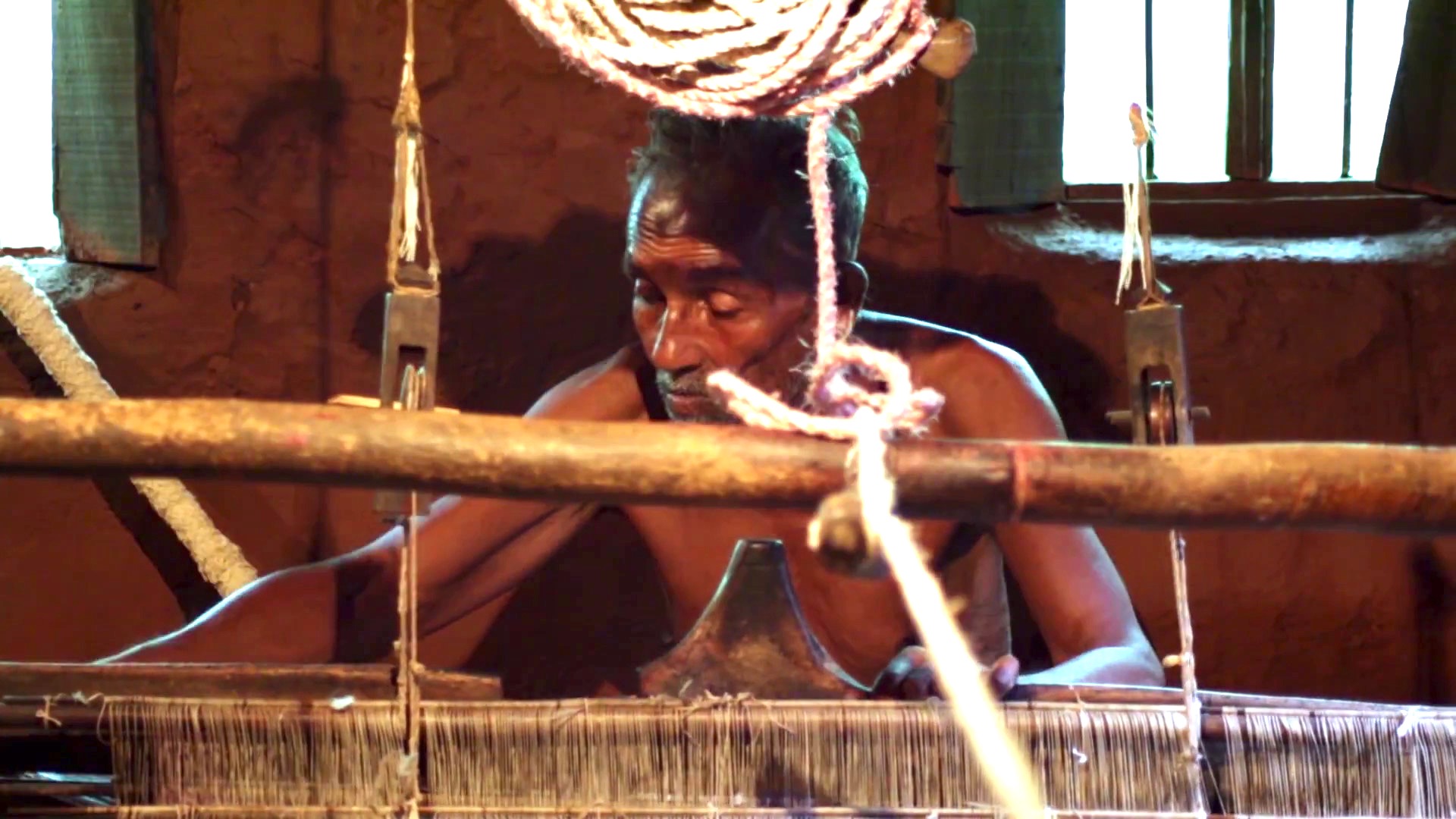 Kotpad Weaving : The Story of a Race Against Time (NC) — still