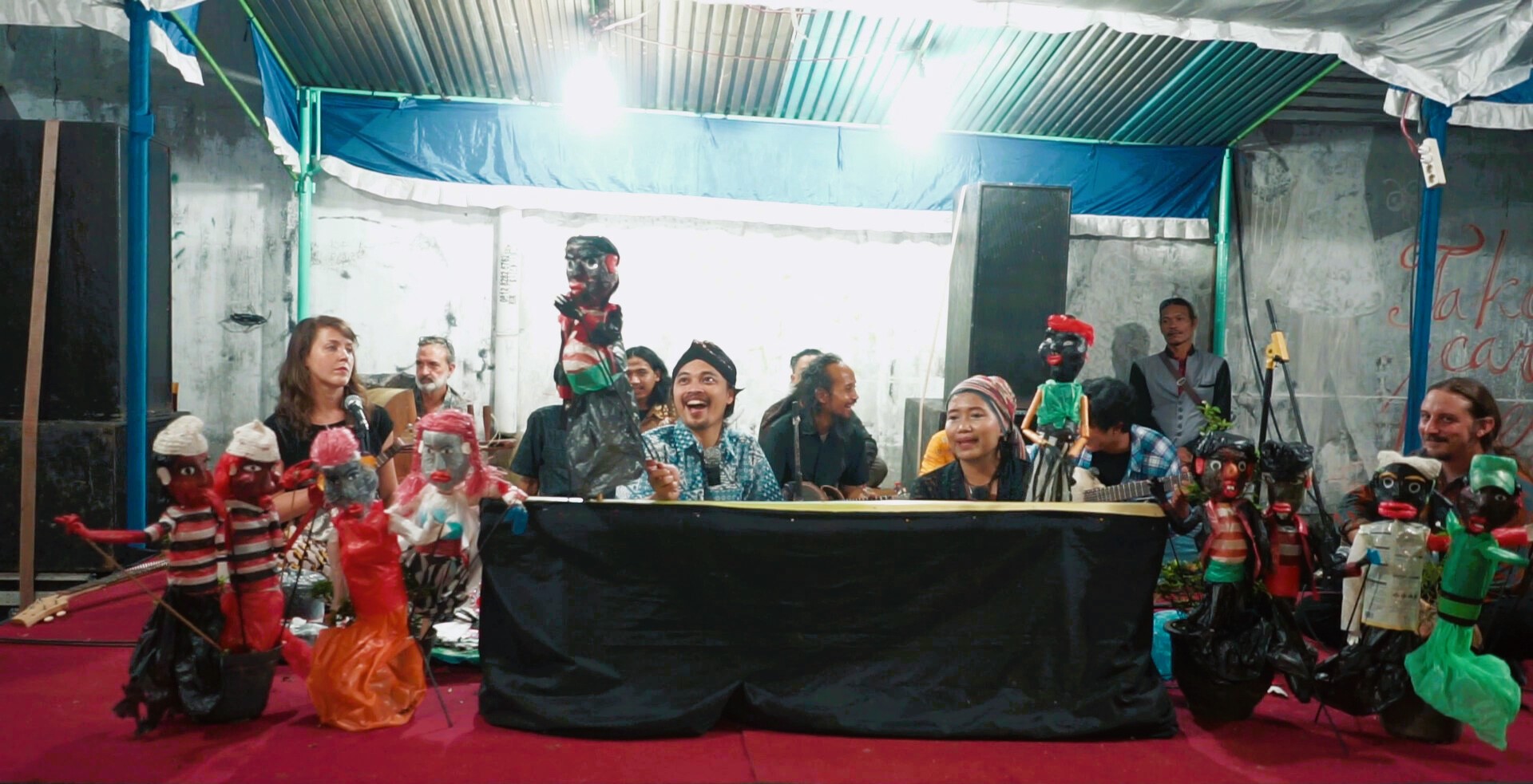 Panjang Umur Sampah – NC (Long-Lived Plastic!) — still