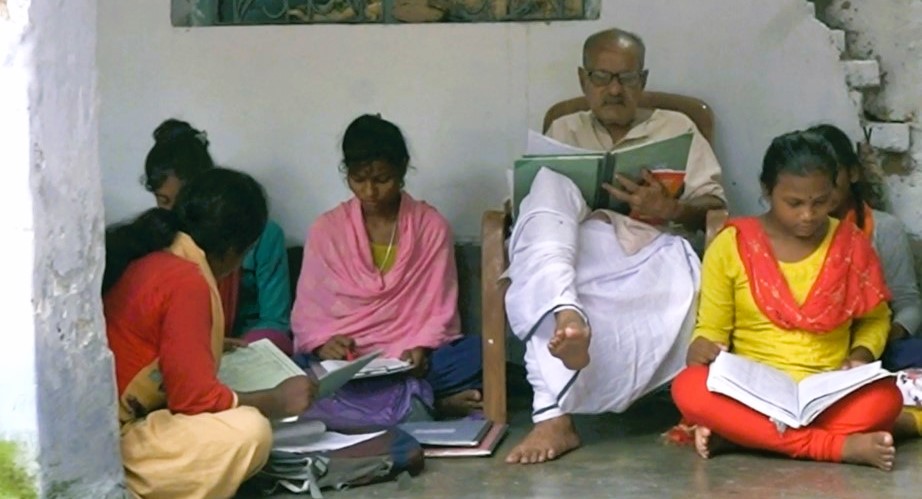 Sadai Fakirer Pathshala — still