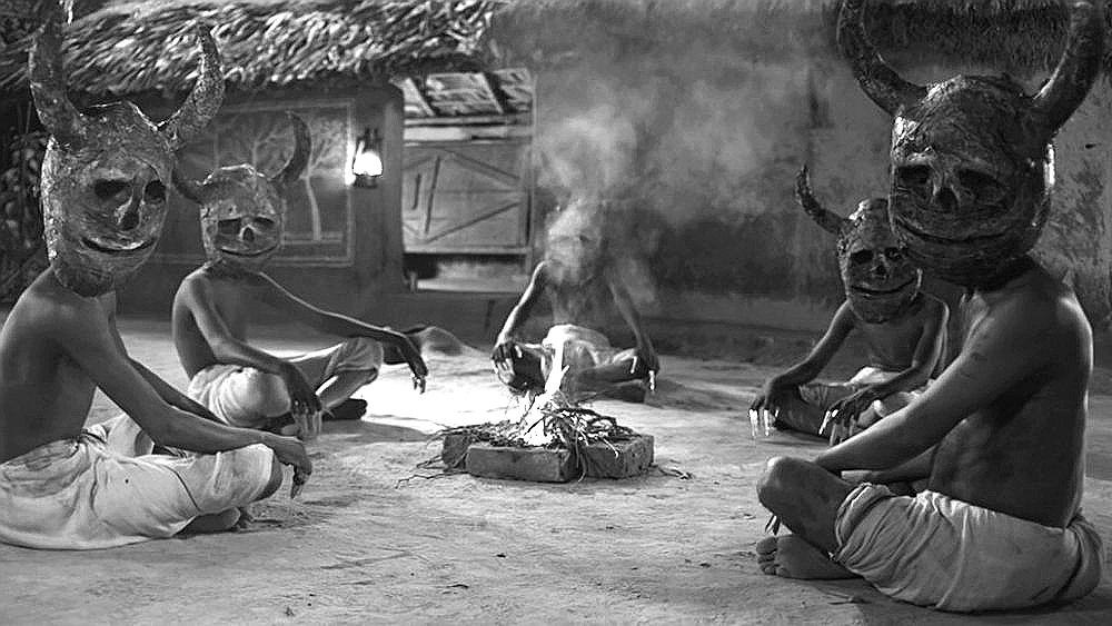 Shonajhurir Bhoot (Ghost of the Golden Groves) — still